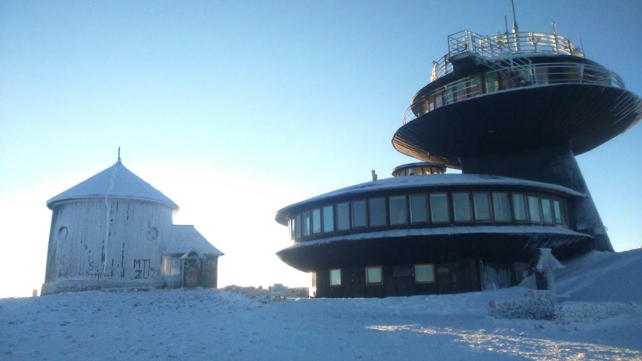 Pokoj Kameralny- De Luxe Z Oddzielnym Wejsciem Karpacz Esterno foto
